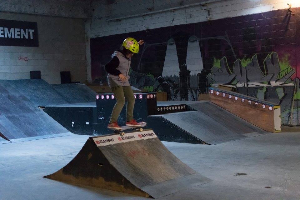 546 Indoor Villeneuve Saint Germain Skate Spot 4/5