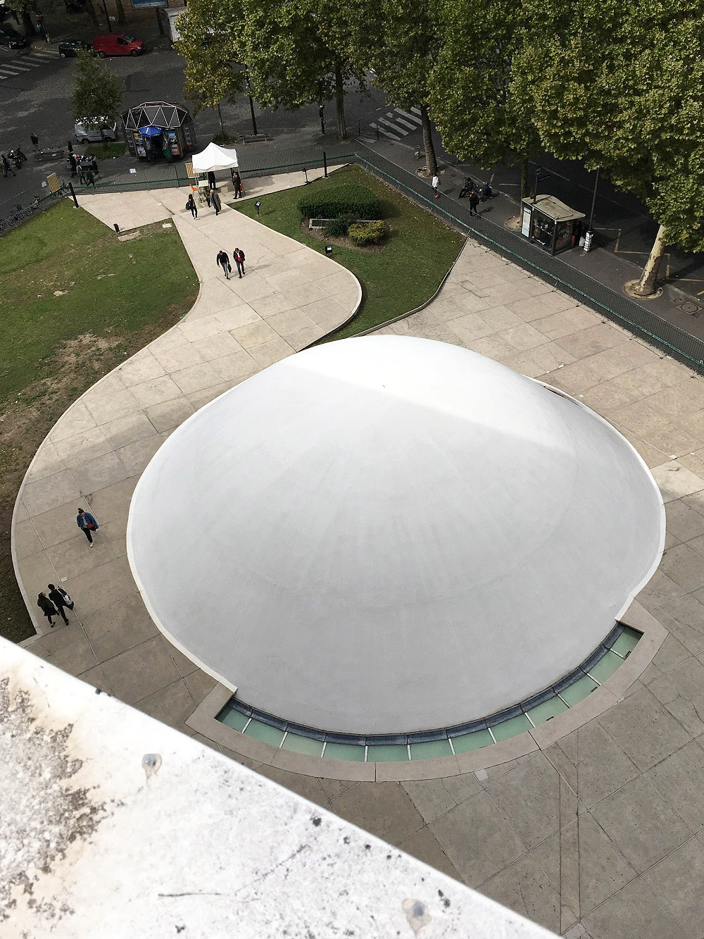 Espaces Marx Spot Street Paris Skate Spot 2/5