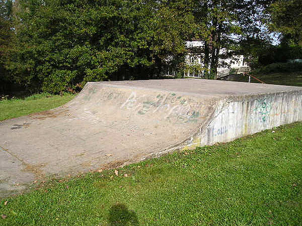 Aire de Loisirs Skatepark Coulanges lès Nevers Skate Spot 1/5