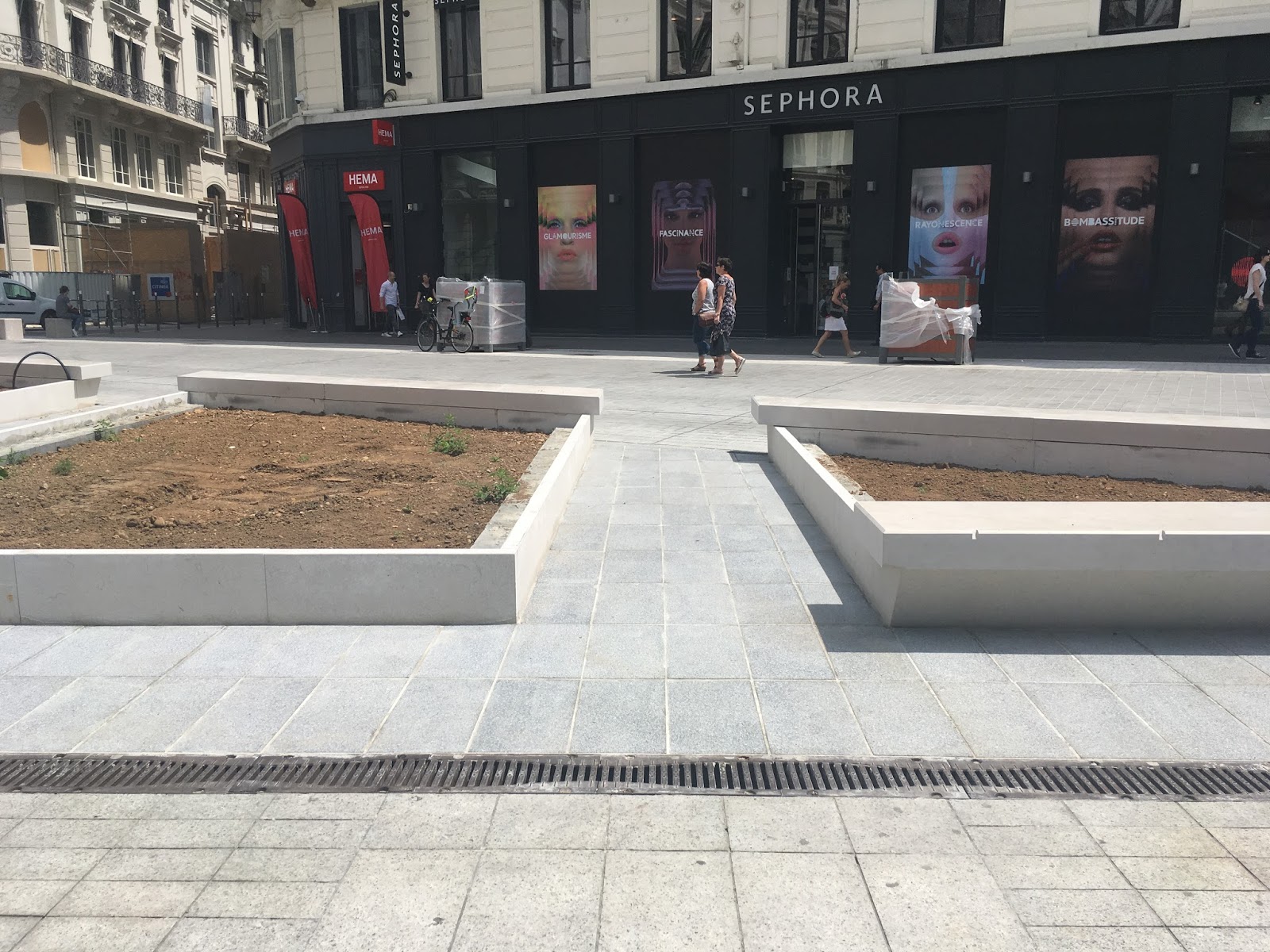 Place de la République Spot Street Lyon Skate Spot 3/5