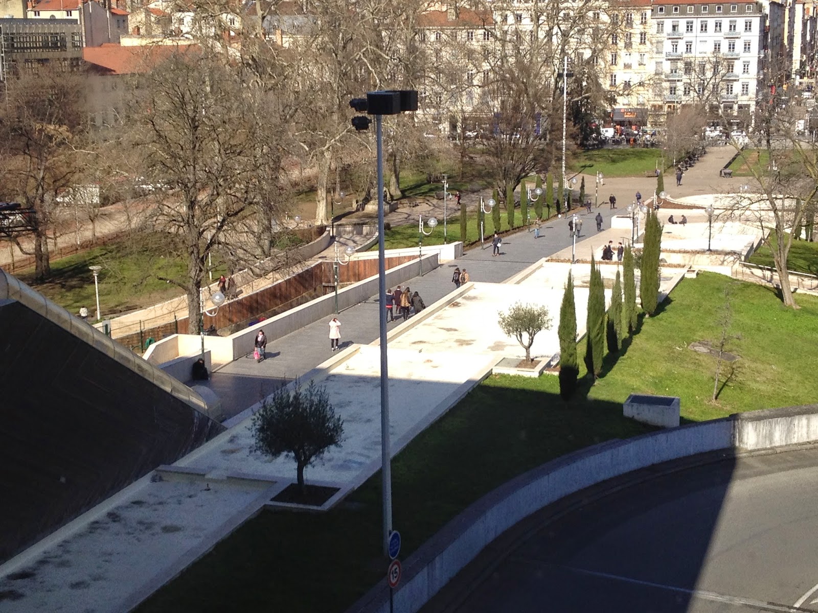 Place Carnot Spot Street Lyon Skate Spot 3/5