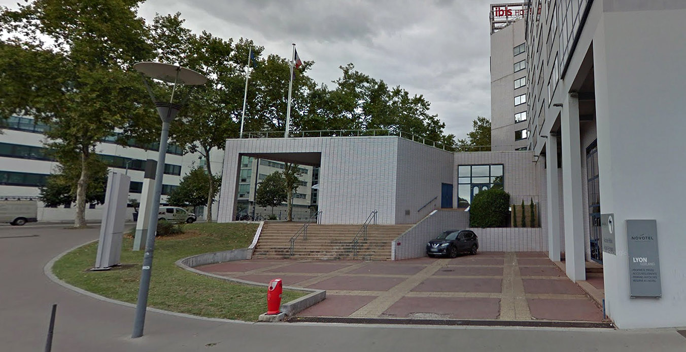 Onepark Halle Spot Street Lyon Skate Spot 2/5