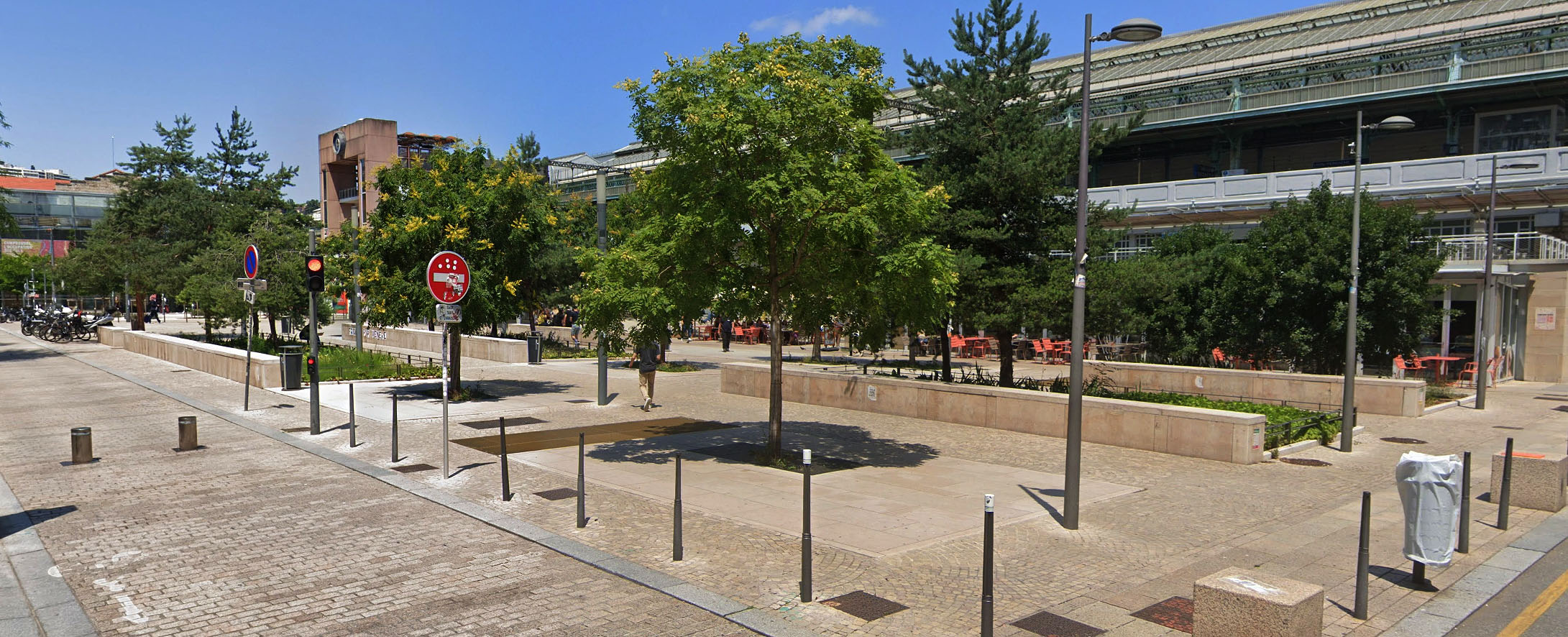 Les Archives Spot Street Lyon Skate Spot 3/5