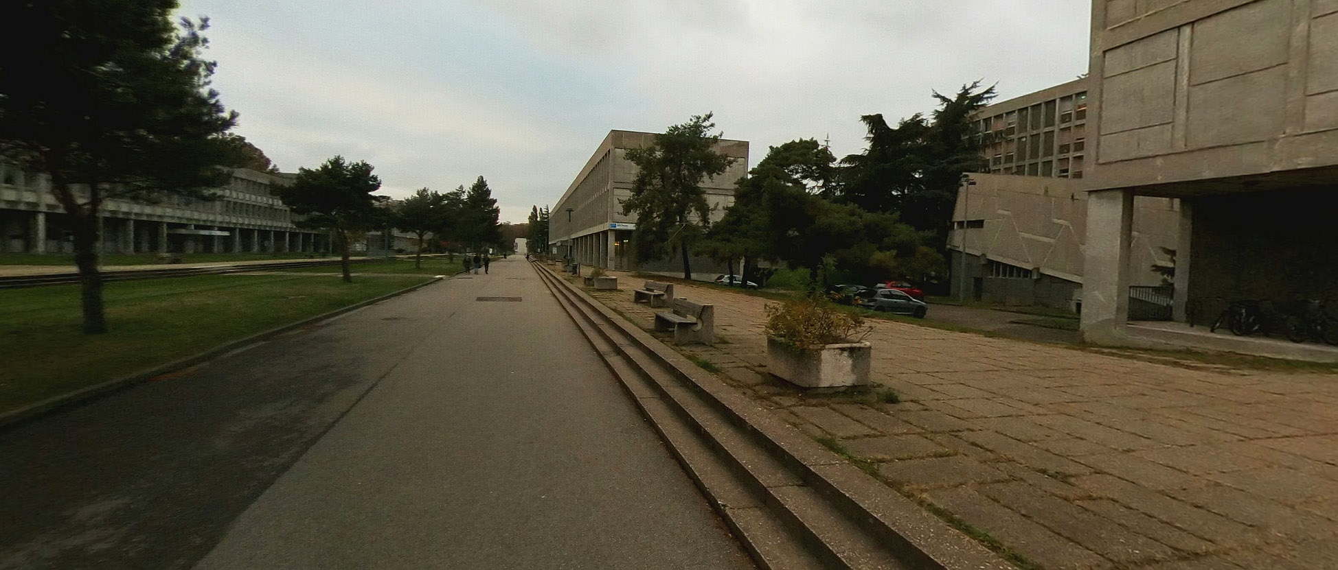 Fac Bât Braconnier Spot Street Villeurbanne Skate Spot 2/5