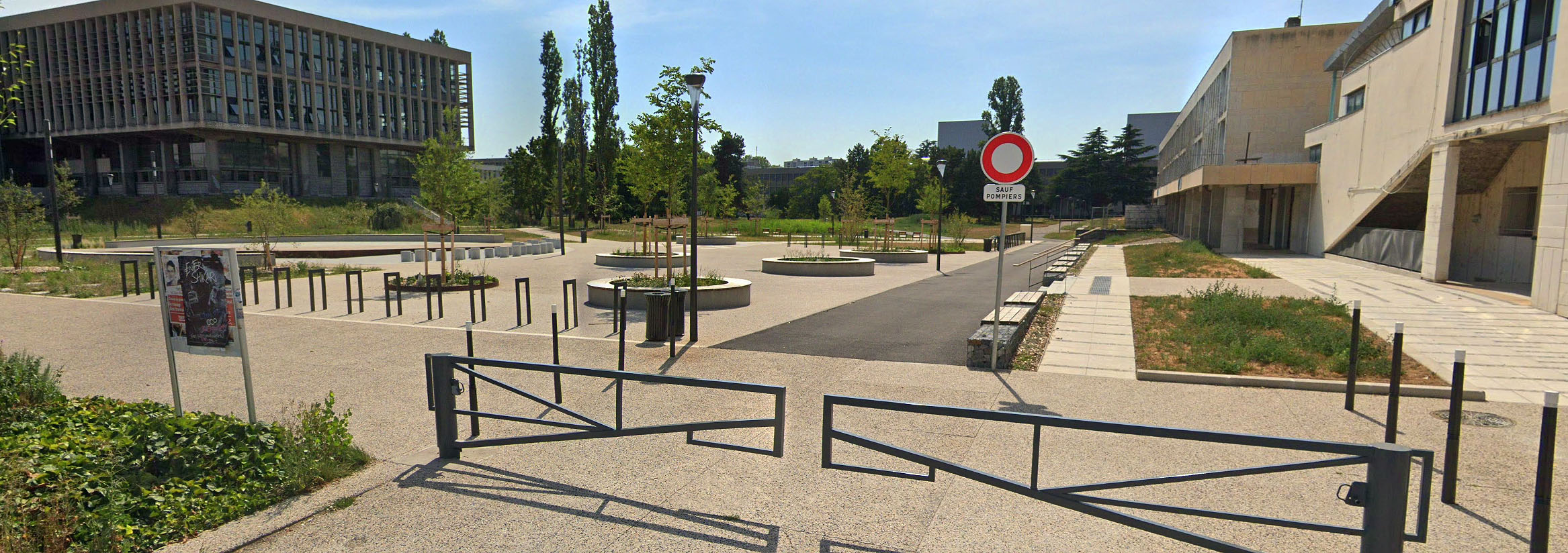 Fac Square Galois Spot Street Villeurbanne Skate Spot 2/5