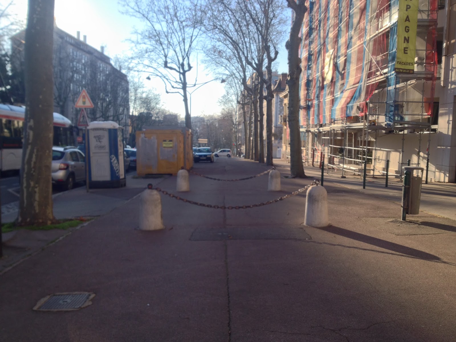 Les Esses Spot Street Lyon Skate Spot 1/5
