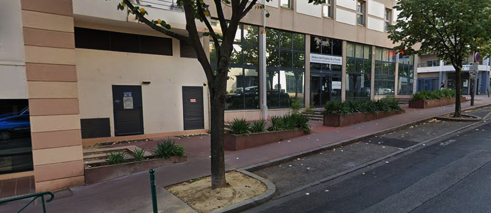 Jusserand Street Spot Street Lyon Skate Spot 3/5