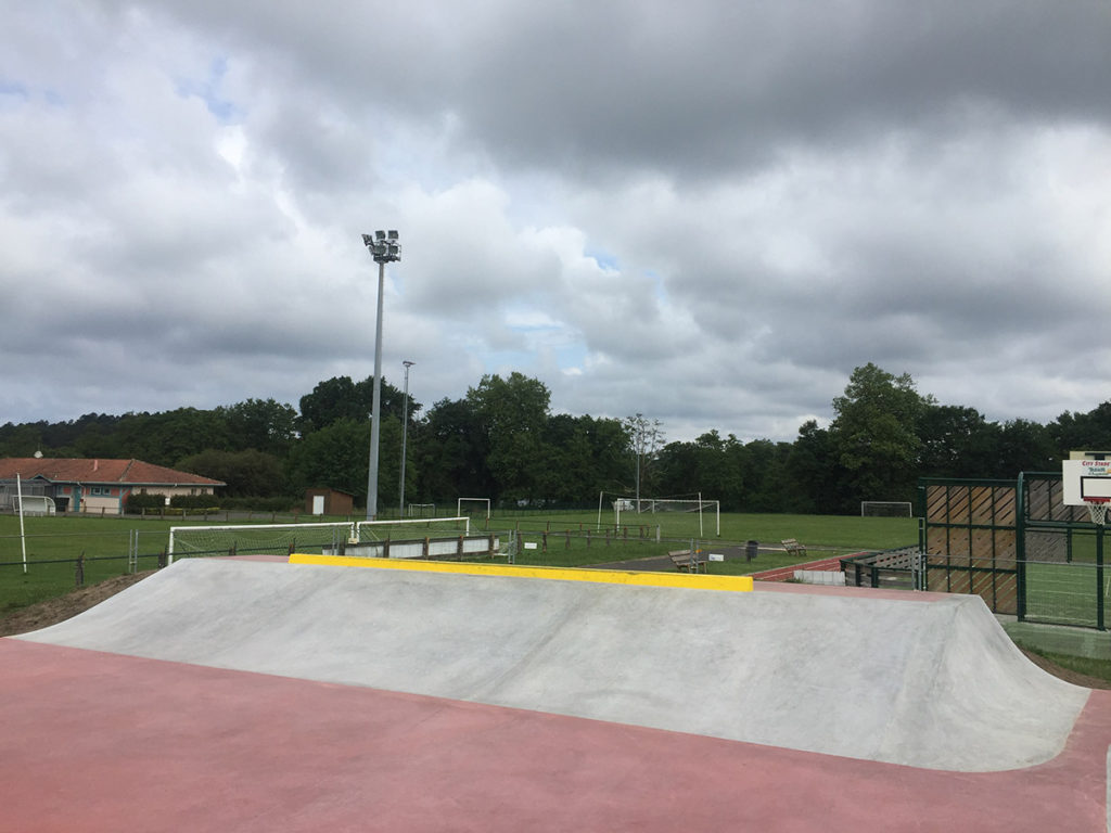 l'Étang Noir Skatepark Seignosse Skate Spot 4/5