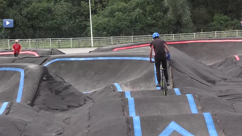 Stadium du Littoral Pumptrack Grande Synthe Skate Spot 4/5