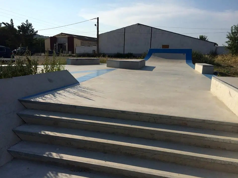 The Bowl Bowl Magalas Skate Spot 3/5