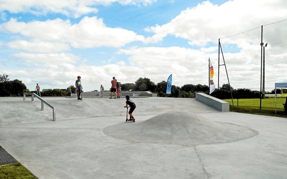 Granit Park Bowl Perros Guirec Skate Spot 3/5