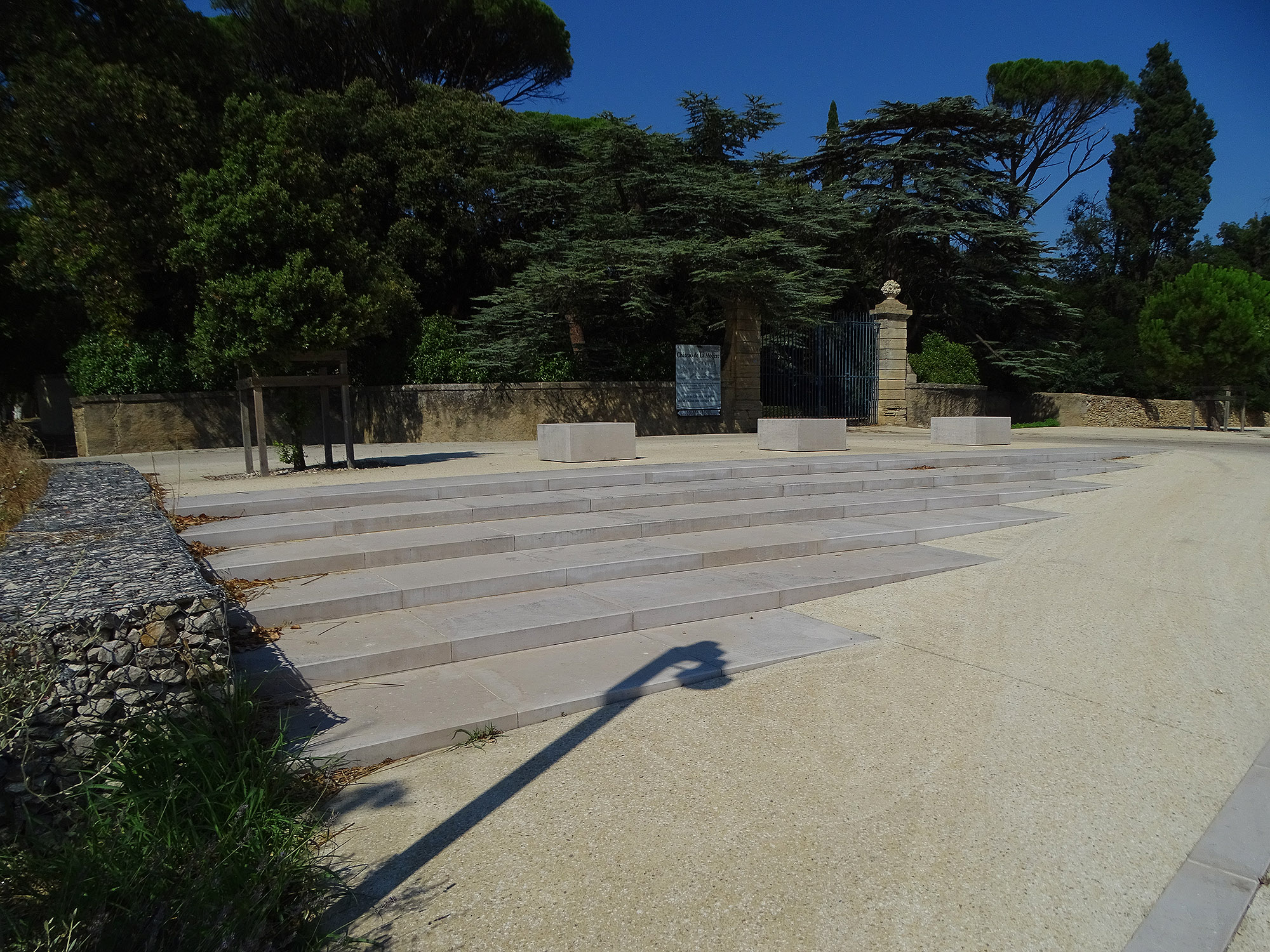 Château de la Mogère Spot Street Montpellier Skate Spot 3/5