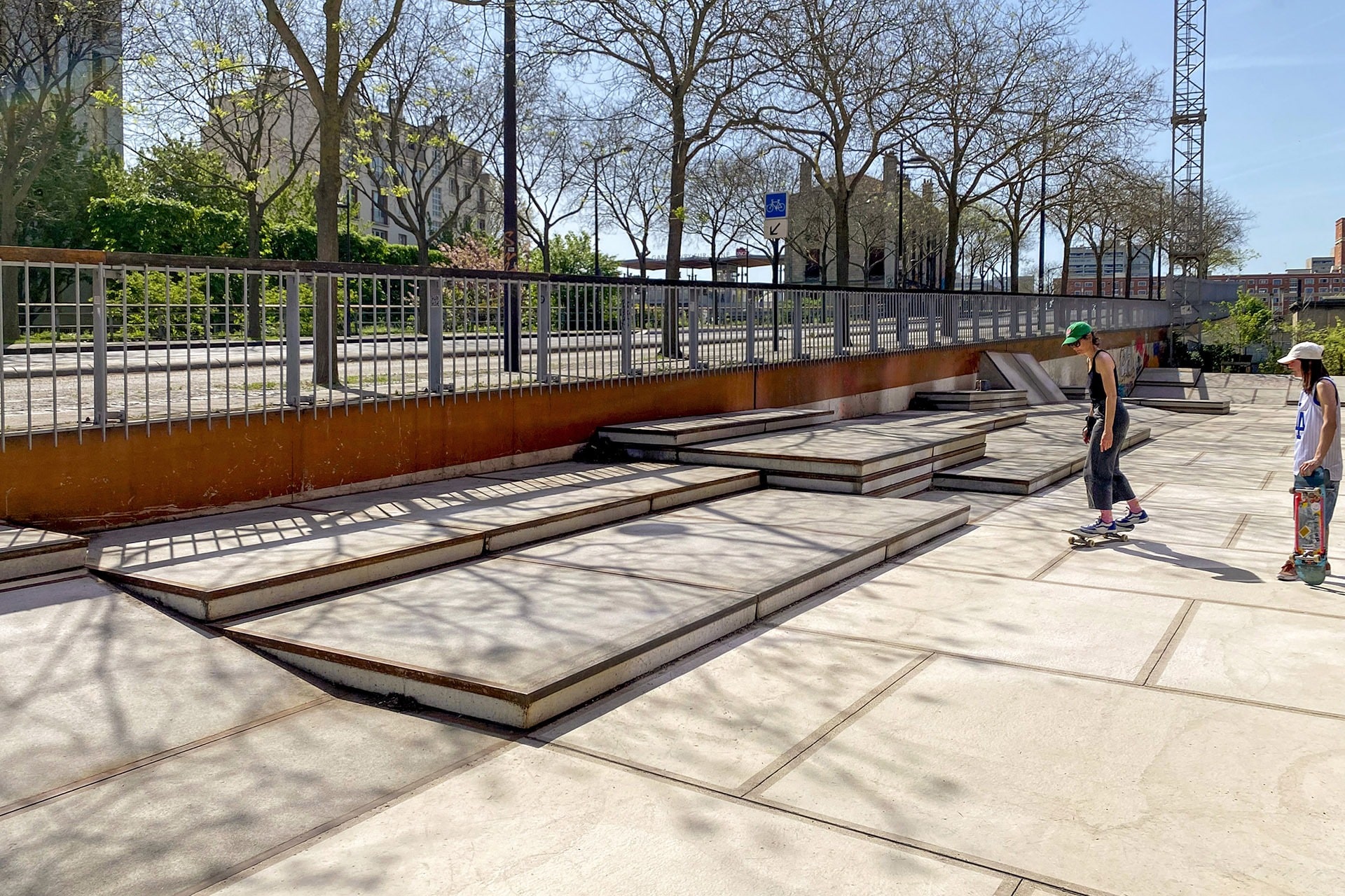 Epinettes Spot Street Ivry-sur-Seine Skate Spot 3/5