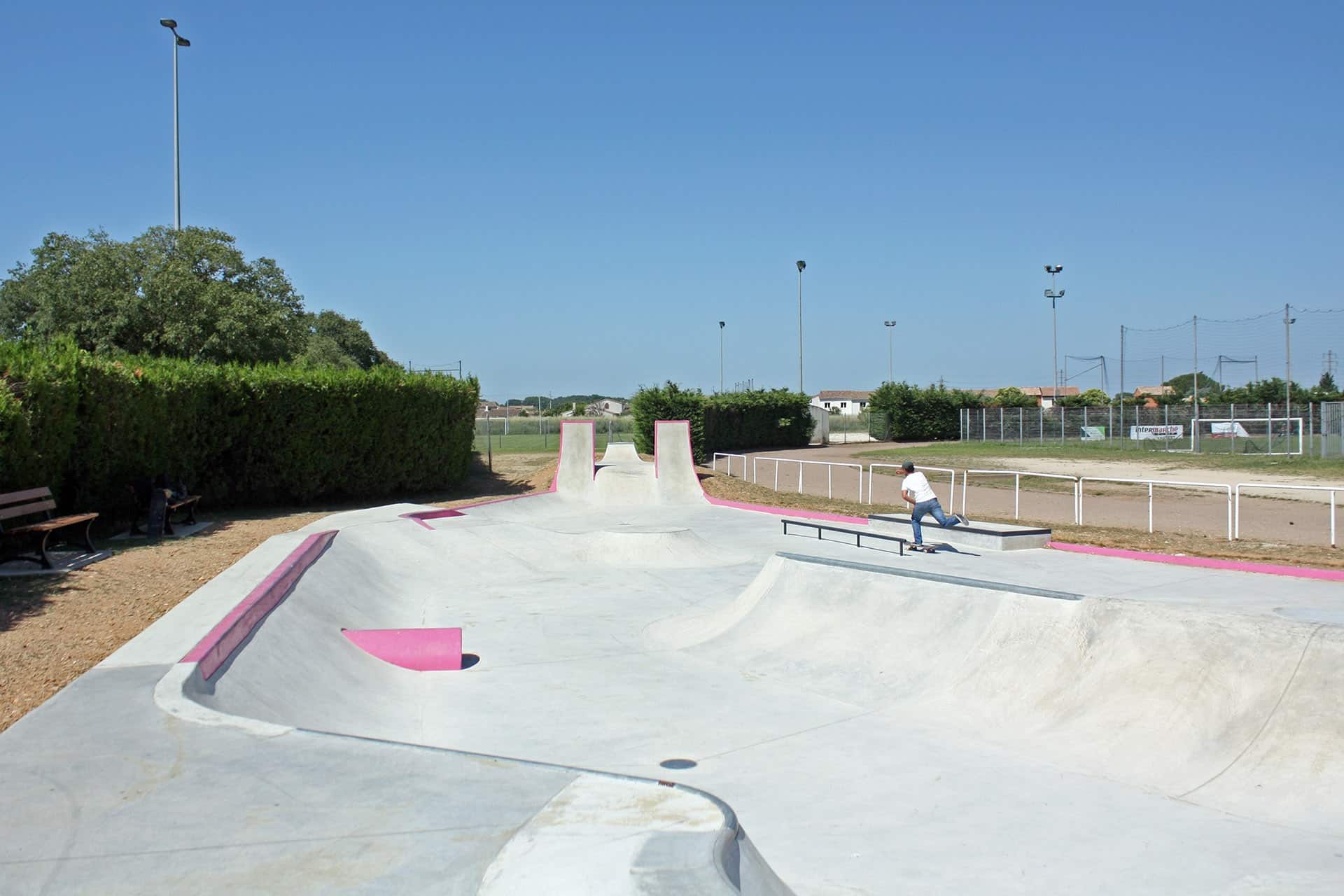 Vauvert Bowl Vauvert Skate Spot 3/5