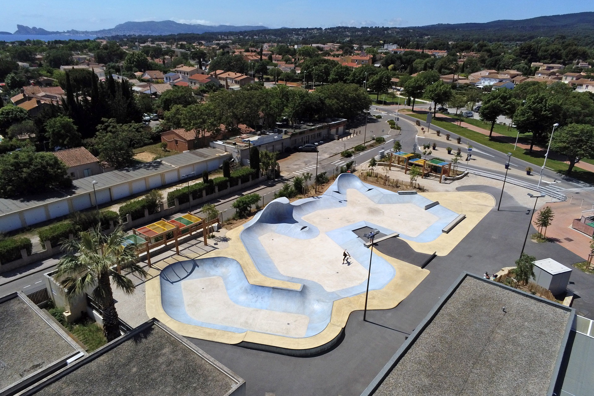 Yann Casasreales Bowl Saint-Cyr-sur-Mer Skate Spot 4/5