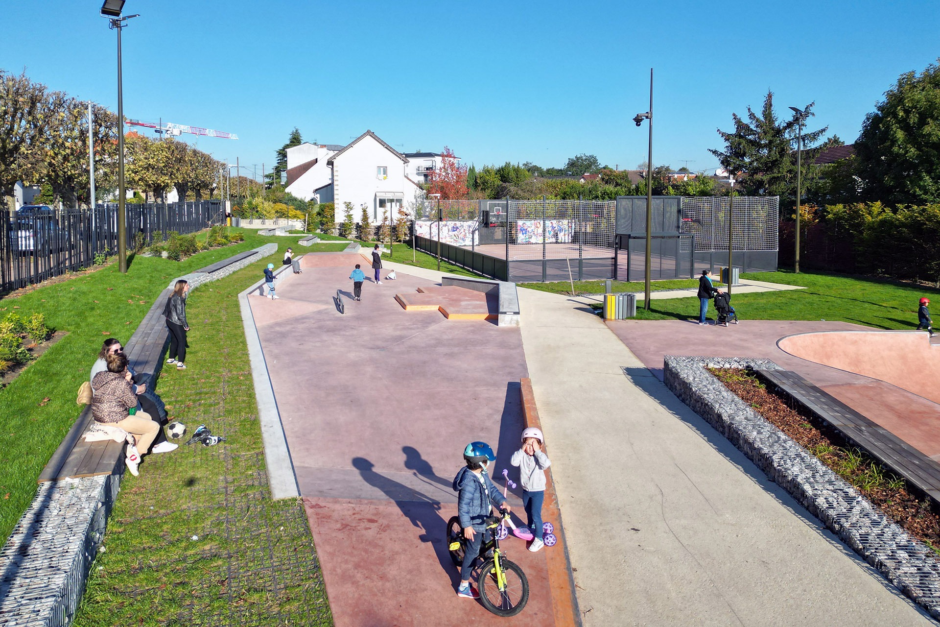Parc Coeur de Ville Bowl Gournay-sur-Marne Skate Spot 4/5
