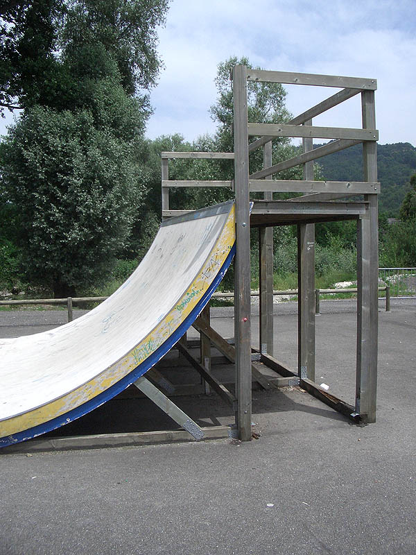 Espalungue Skatepark Arudy Skate Spot 1/5
