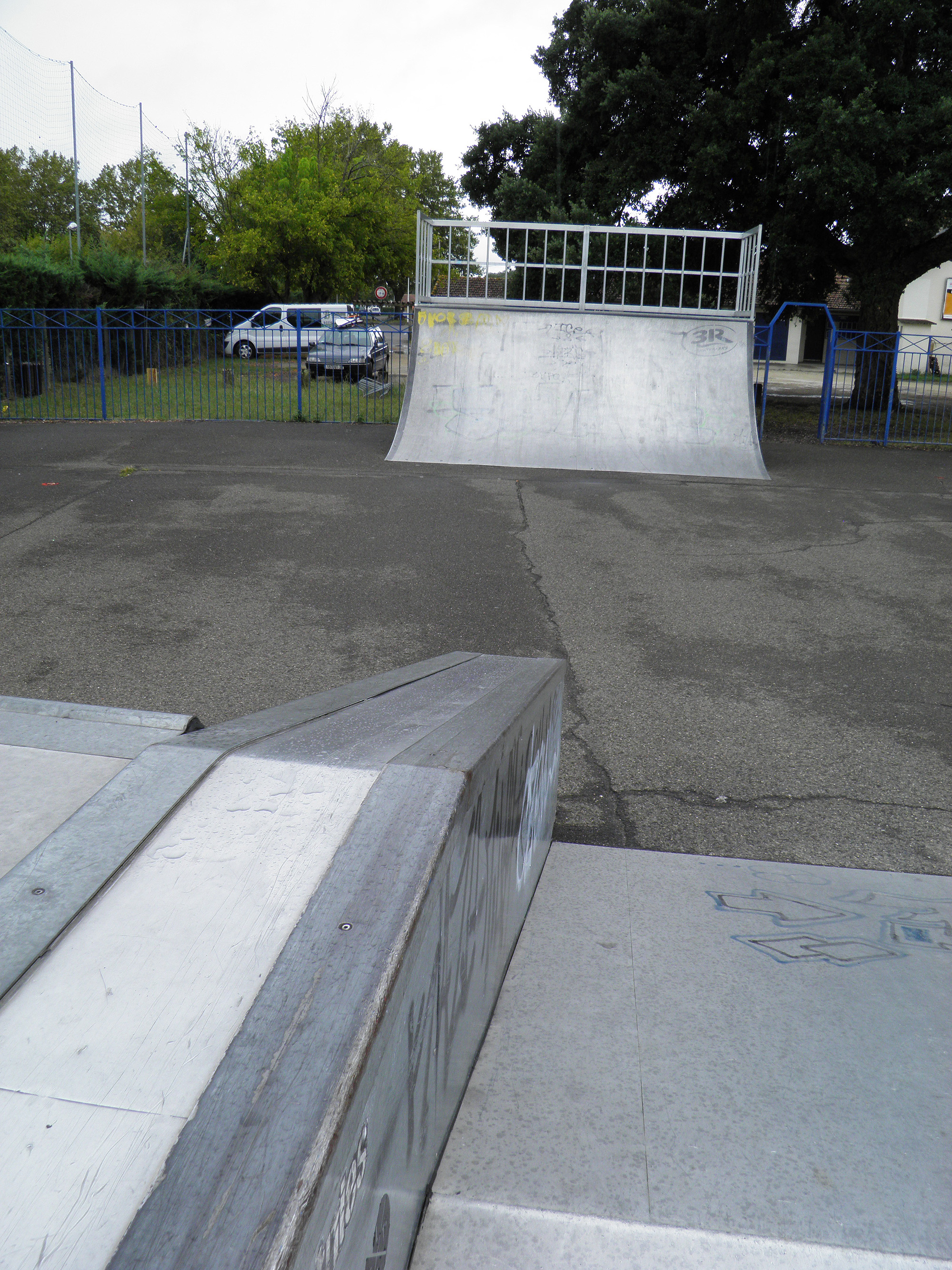 Stade Triscos Skatepark Biscarrosse Skate Spot 2/5