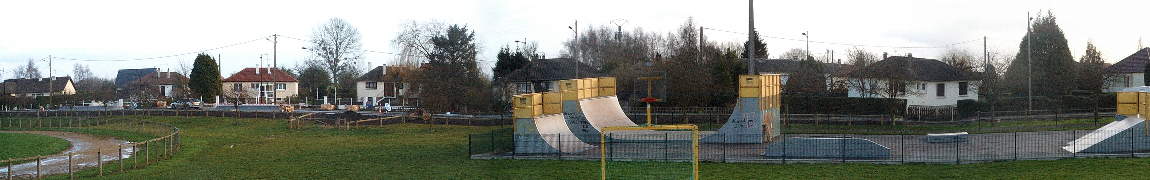 Bosc Roger Skatepark Bosroumois Skate Spot 2/5