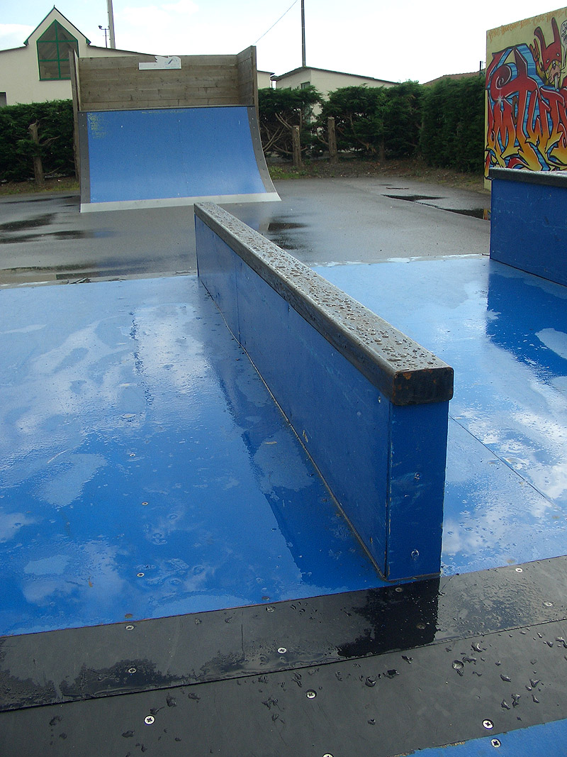Château Thébaud Skatepark Château Thébaud Skate Spot 2/5