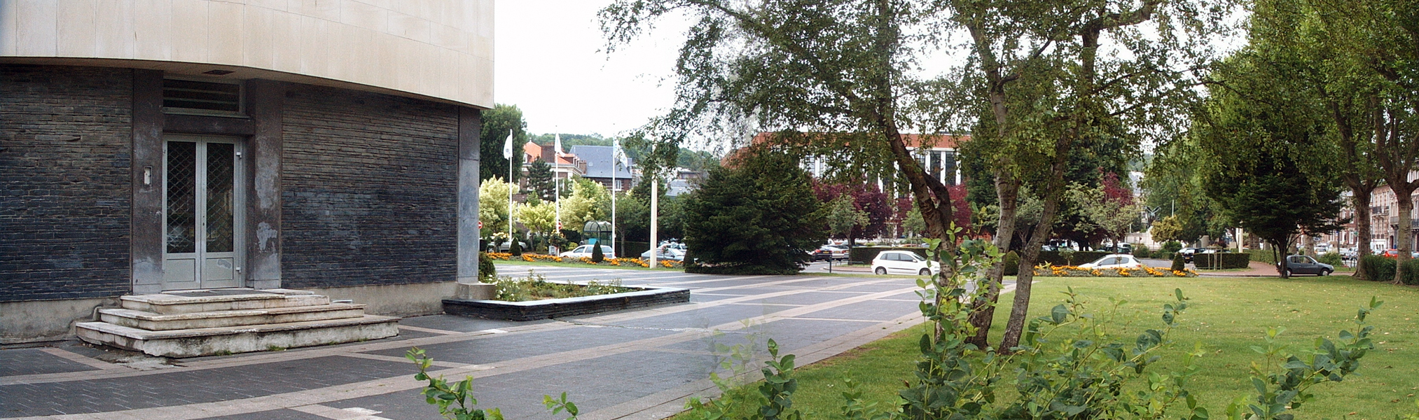 Mairie Spot Street Dieppe Skate Spot 3/5