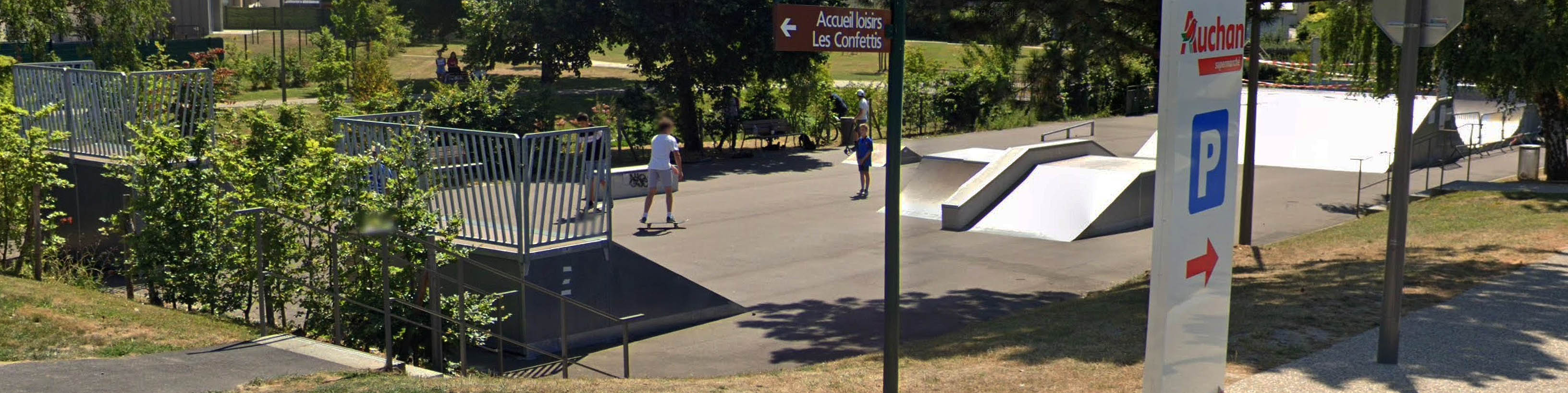 Gravenchon Skatepark Port Jérôme sur Seine Skate Spot 3/5