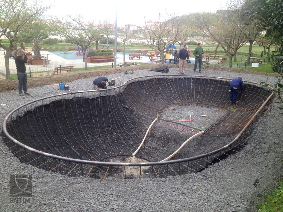 Belcenia Bowl Hendaye Skate Spot 3/5