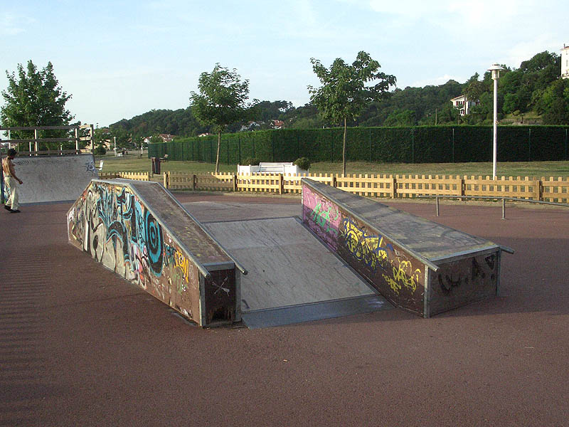 Beltzenea Skatepark Hendaye Skate Spot 2/5