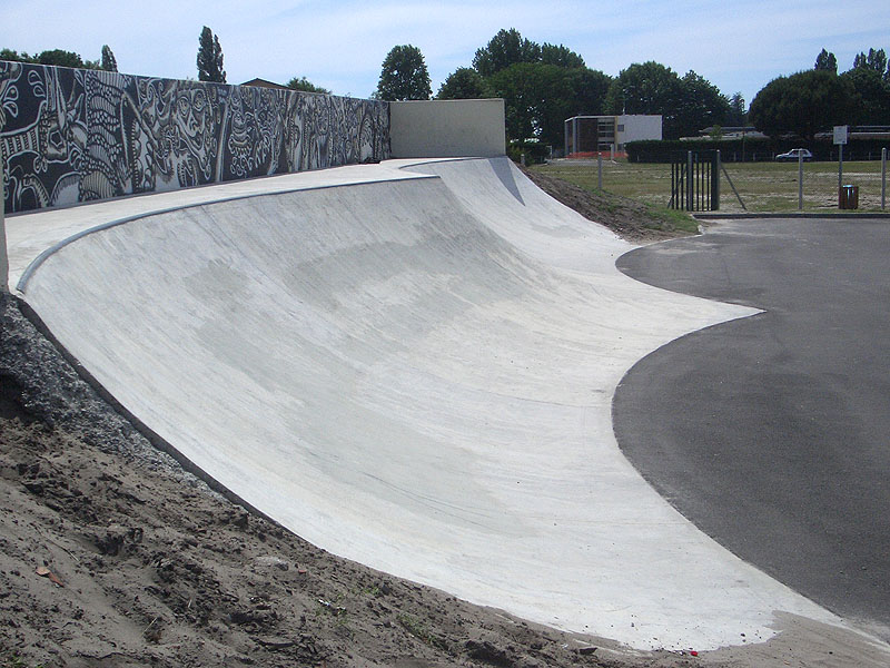 Léon Brouste Skatepark Morcenx Skate Spot 3/5