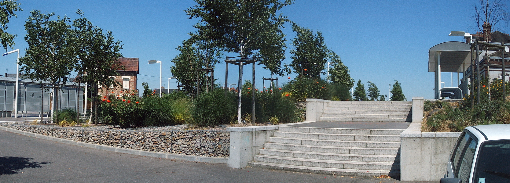 Gare Spot Street Oissel Skate Spot 2/5