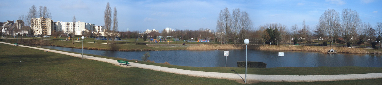 Parc Mekenheim Skatepark Le Mée sur Seine Skate Spot 2/5