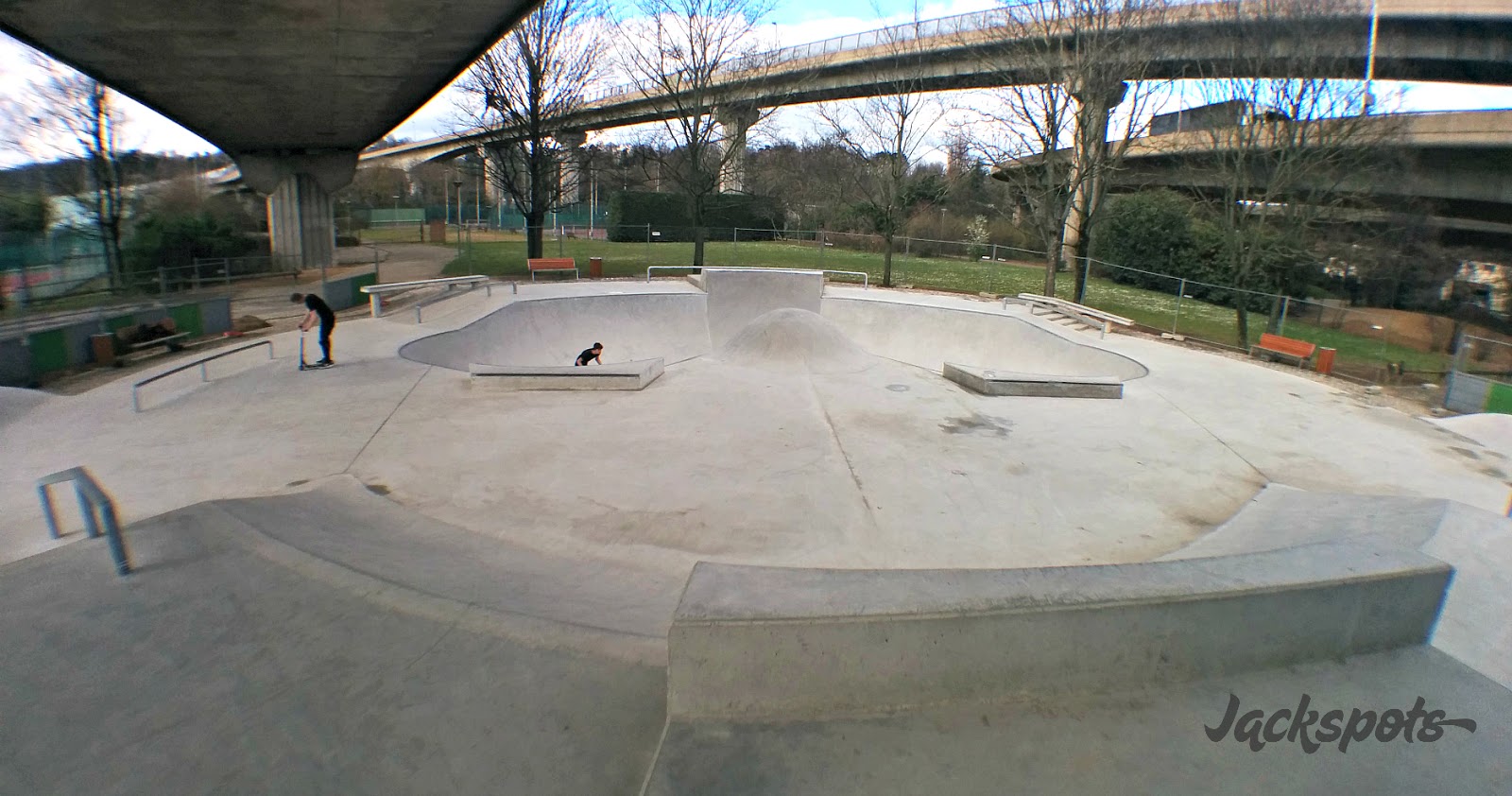 Parc Jean de La Fontaine Skatepark Maisons Alfort Skate Spot 4/5