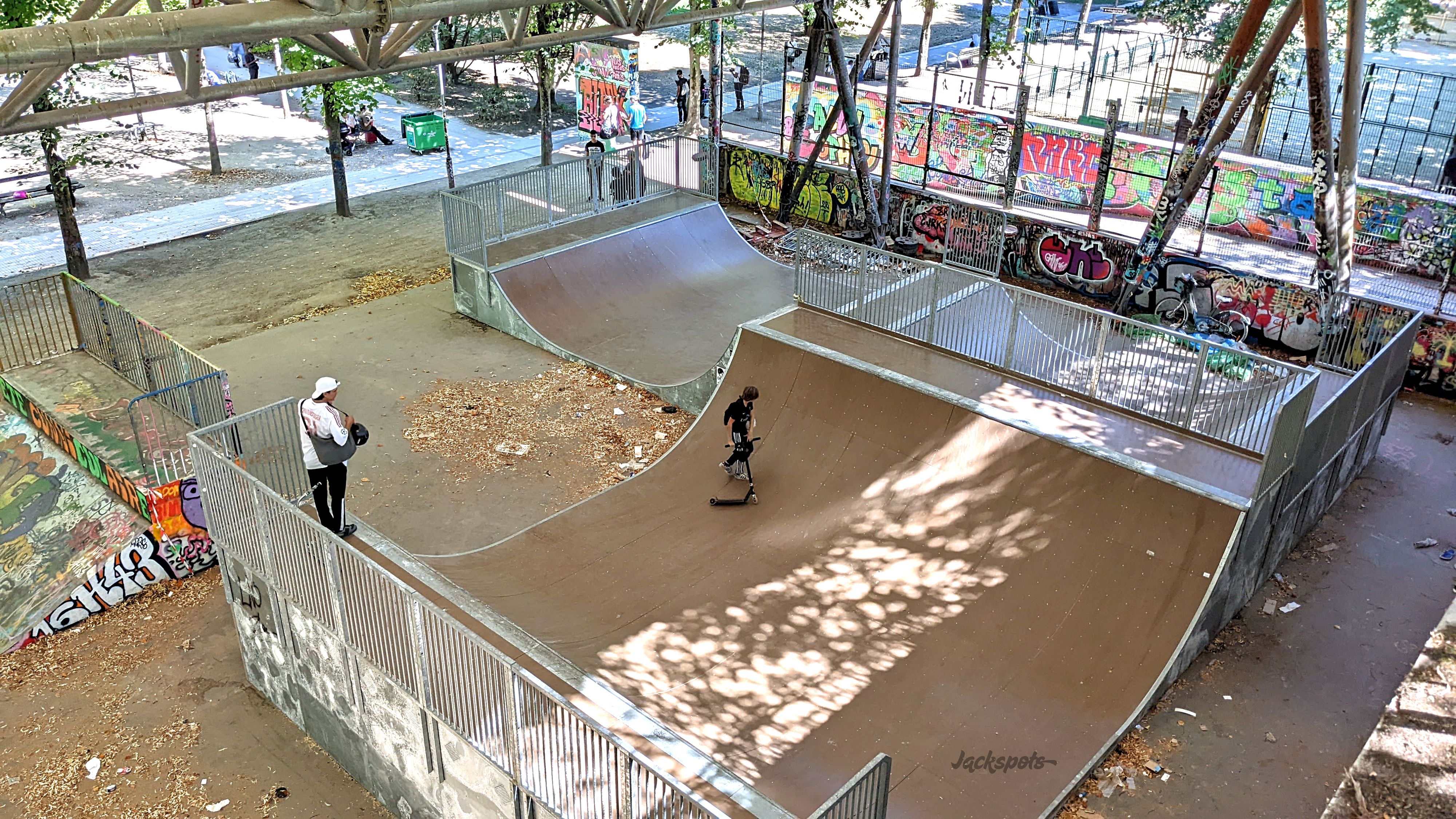 Bercy Skatepark Paris Skate Spot 2/5