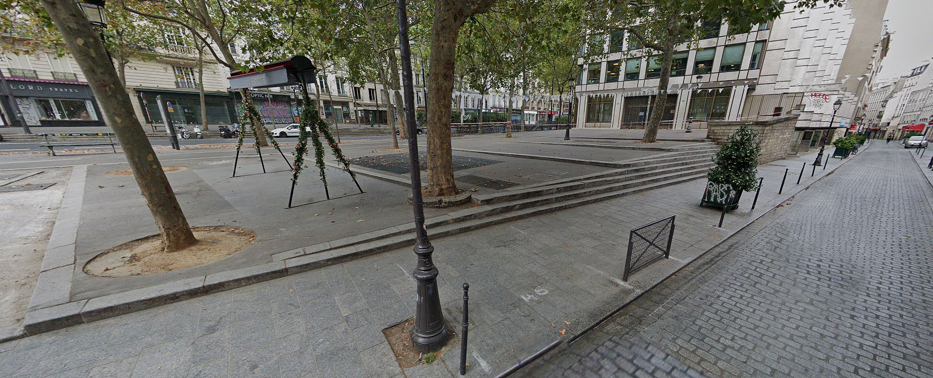 Strauss Spot Street Paris Skate Spot 3/5