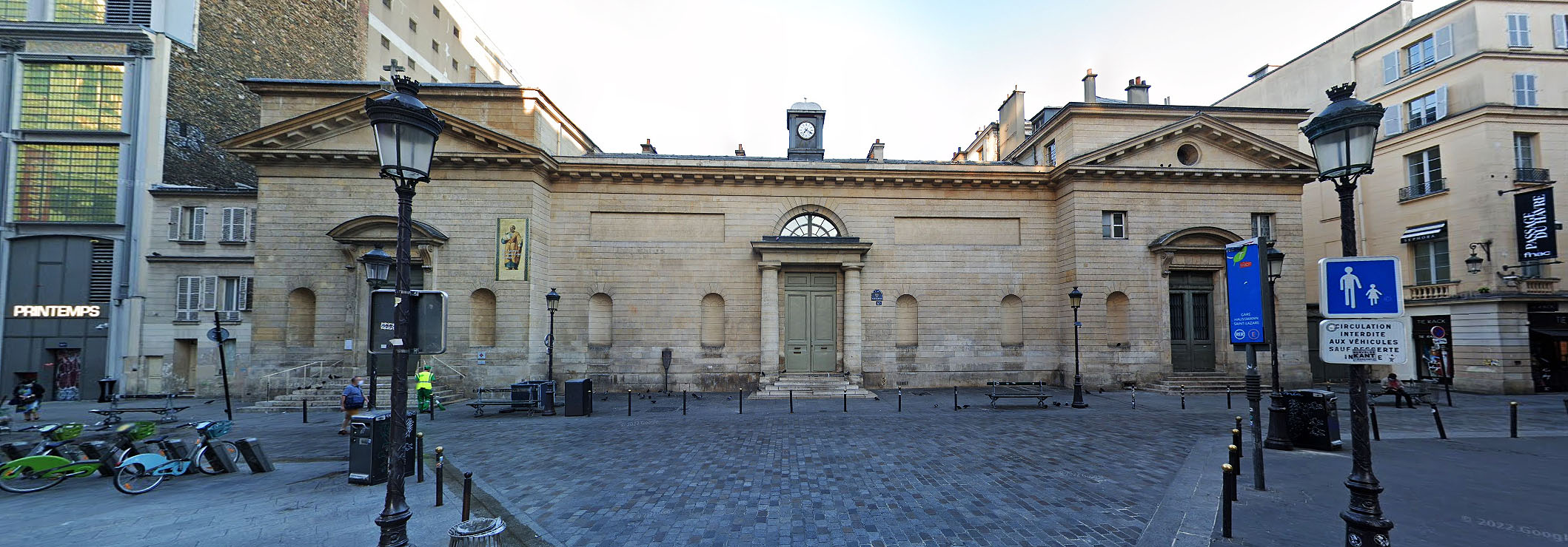 Église St Louis d' Antin Spot Street Paris Skate Spot 2/5