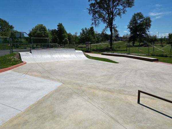 Lac de la Sablère Skatepark Peyrehorade Skate Spot 3/5