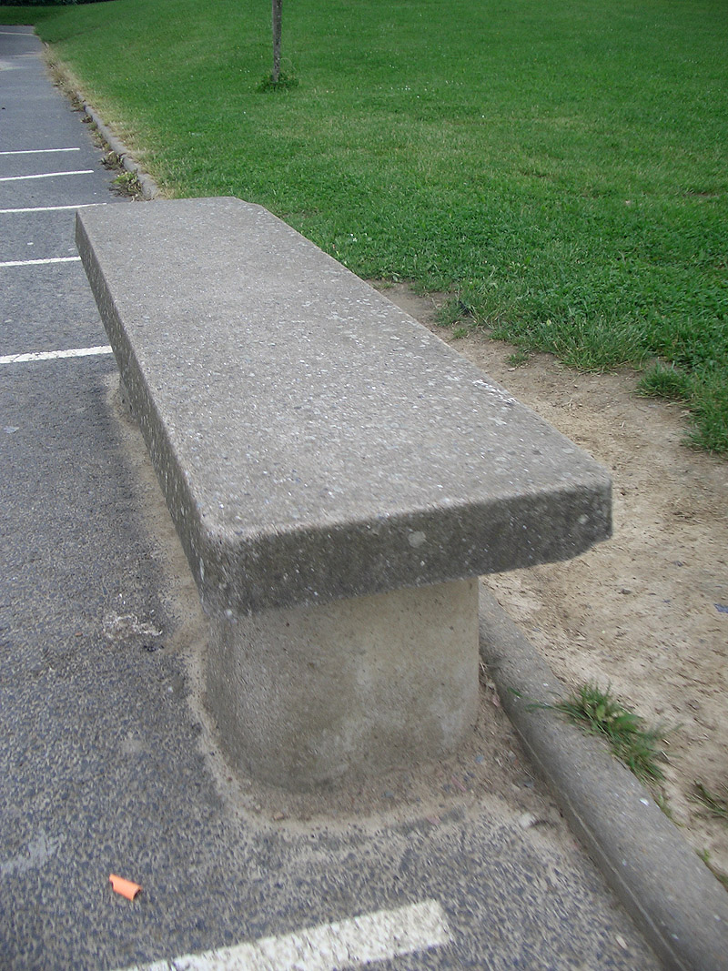 Collège Petite Lande Plaza Rezé Skate Spot 4/5