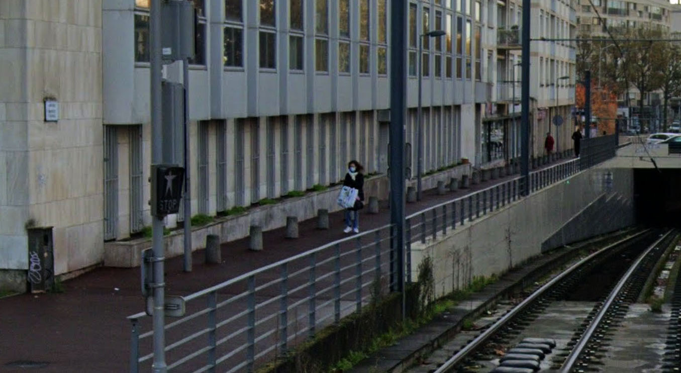 Impôts Spot Street Rouen Skate Spot 2/5