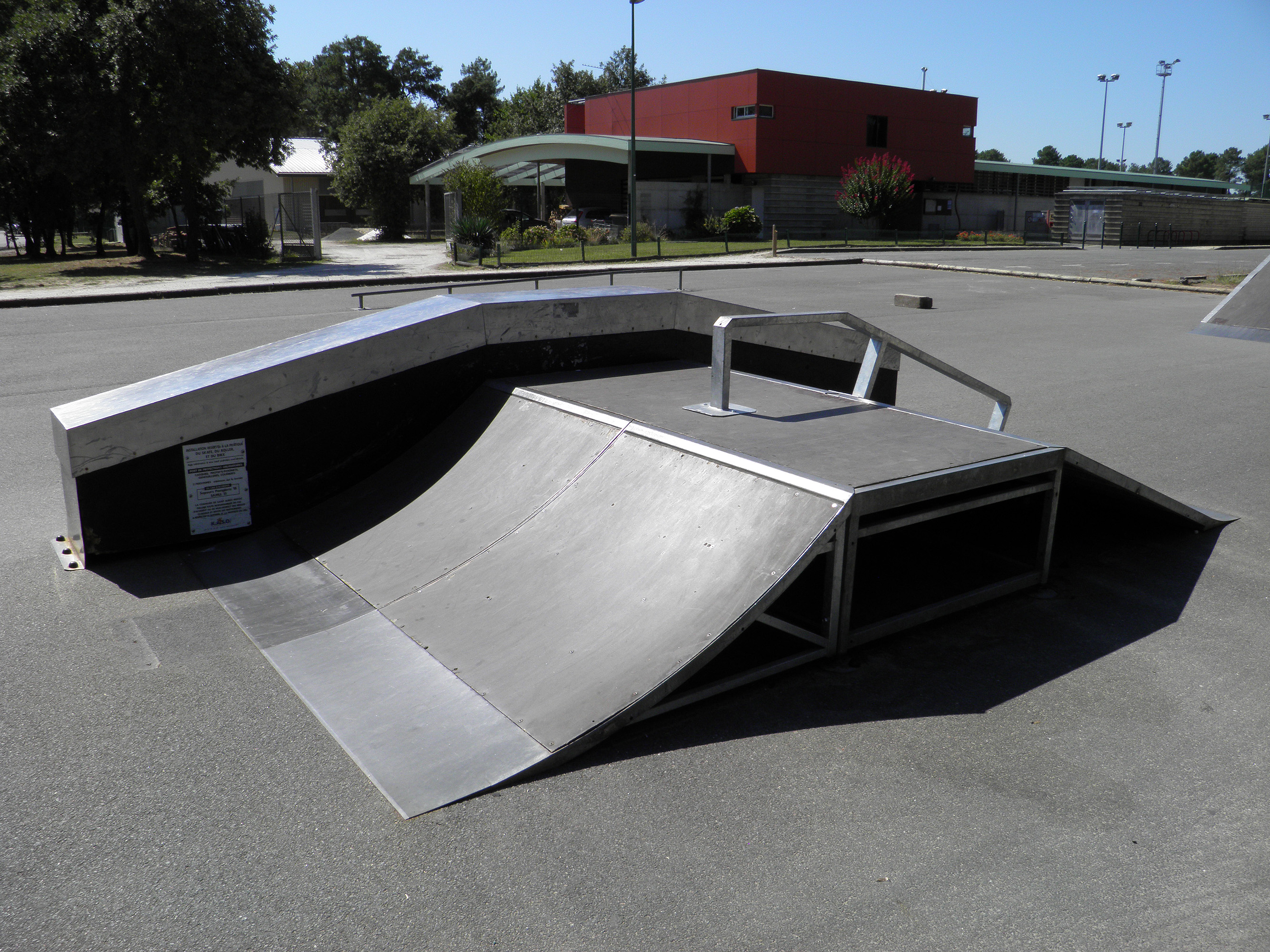 Saint Aubin Skatepark Saint Aubin de Médoc Skate Spot 2/5