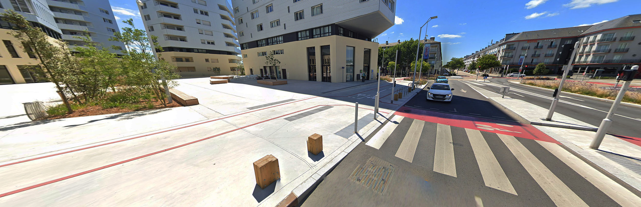 Gare Hôtel Ibis Spot Street Saint Nazaire Skate Spot 2/5
