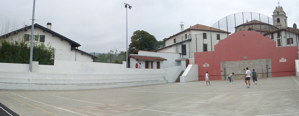 Fronton Spot Street Urrugne Skate Spot 3/5