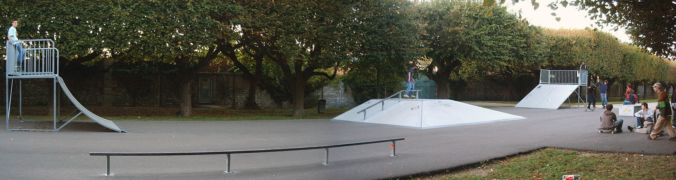 Catherine Cordier Skatepark Vernon Skate Spot 2/5