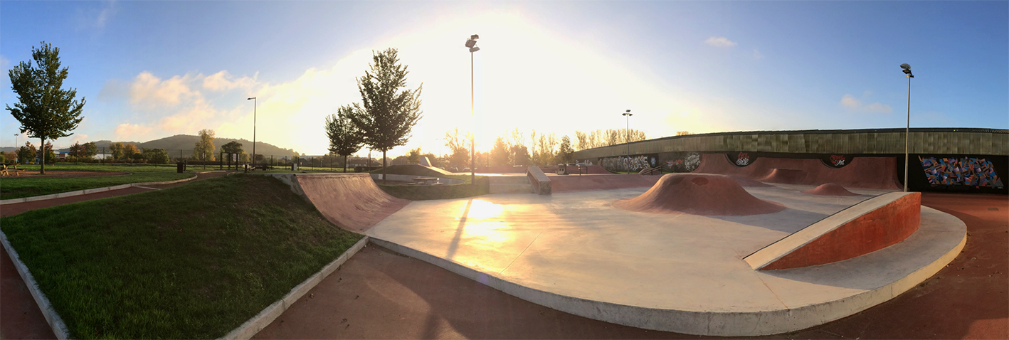 L’ Épicentre Ext Skatepark Aurillac Skate Spot 5/5