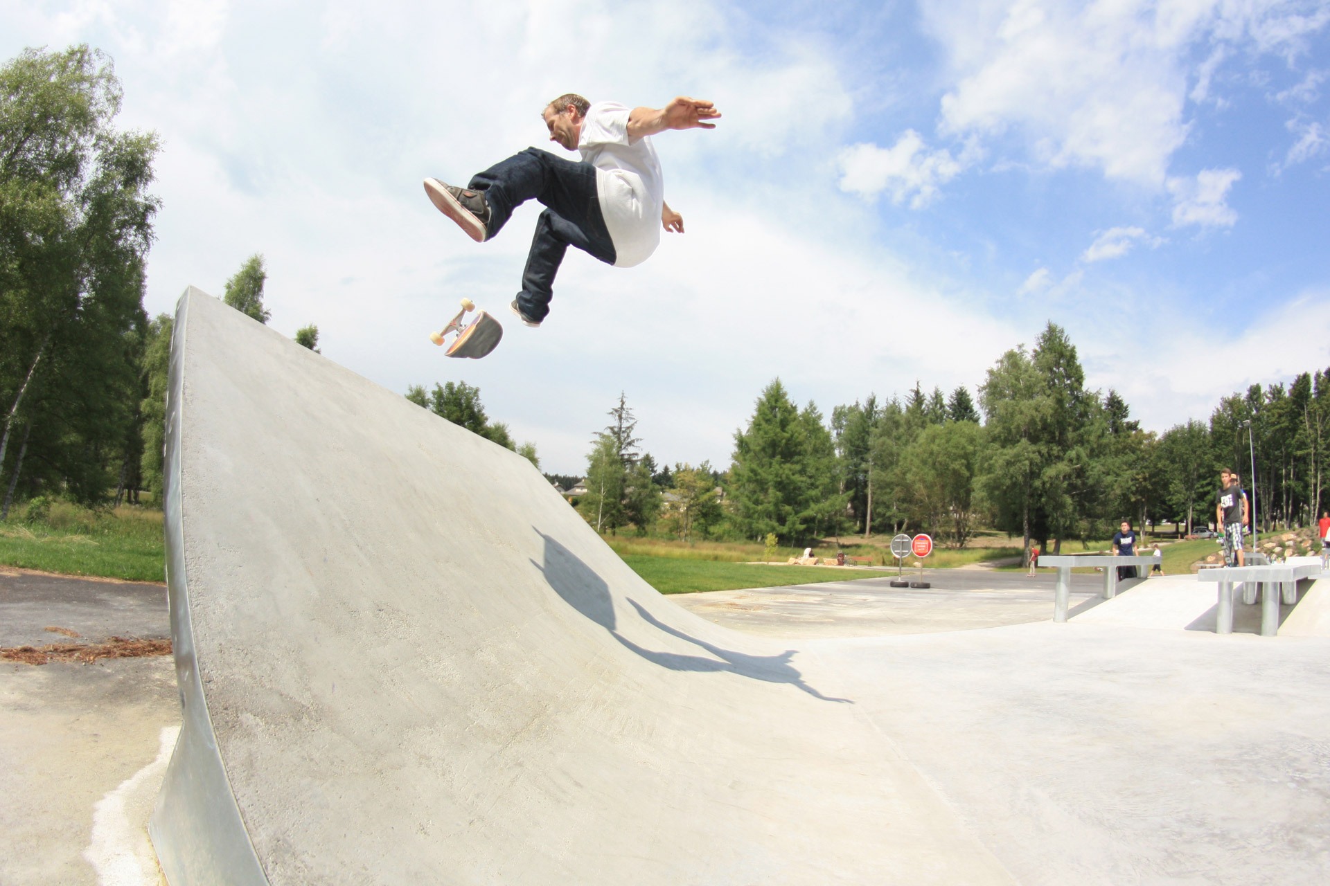 Le Chambon Skatepark Le Chambon sur Lignon Skate Spot 3/5