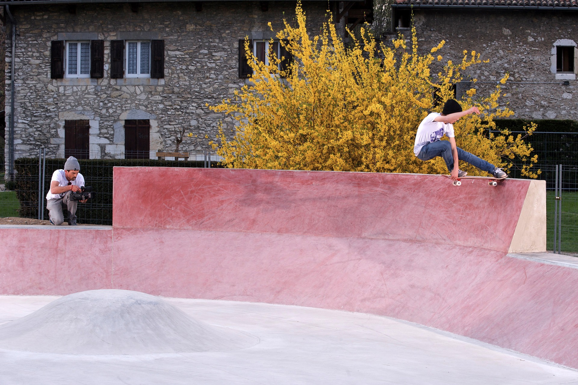 La Poya Skatepark Fontaine Skate Spot 4/5