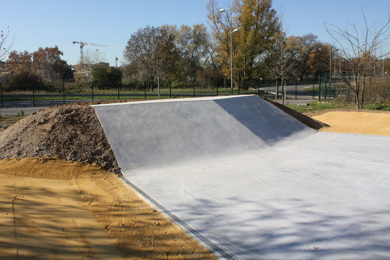 Luynes Skatepark Aix en Provence Skate Spot 3/5