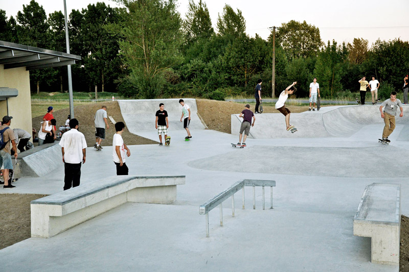 Astuss Skatepark Saint Sulpice la Pointe Skate Spot 4/5