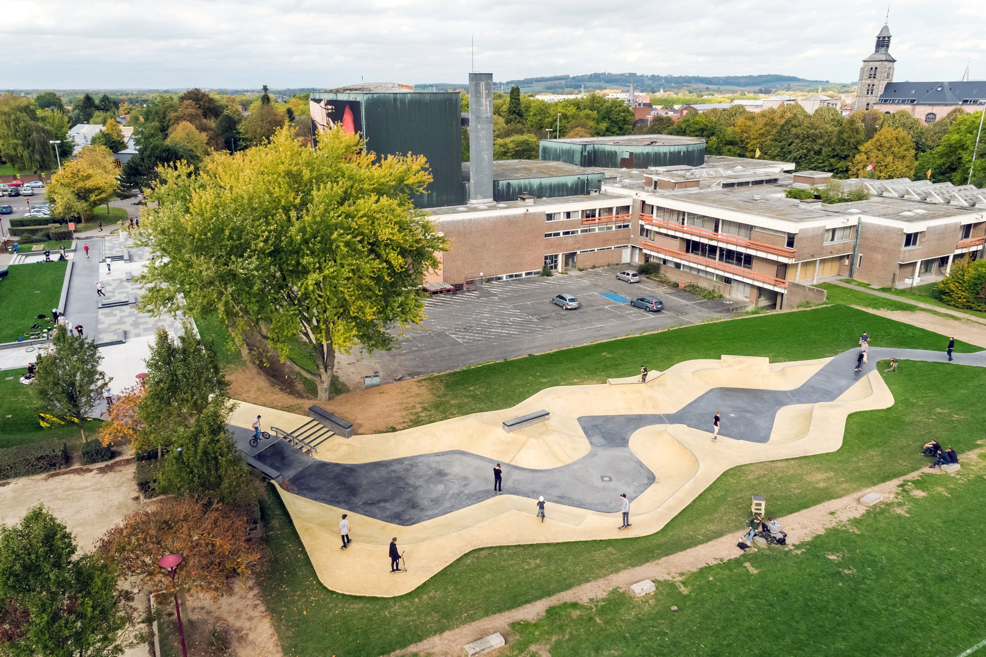 Plaine des Brig Skatepark Tournai Skate Spot 4/5
