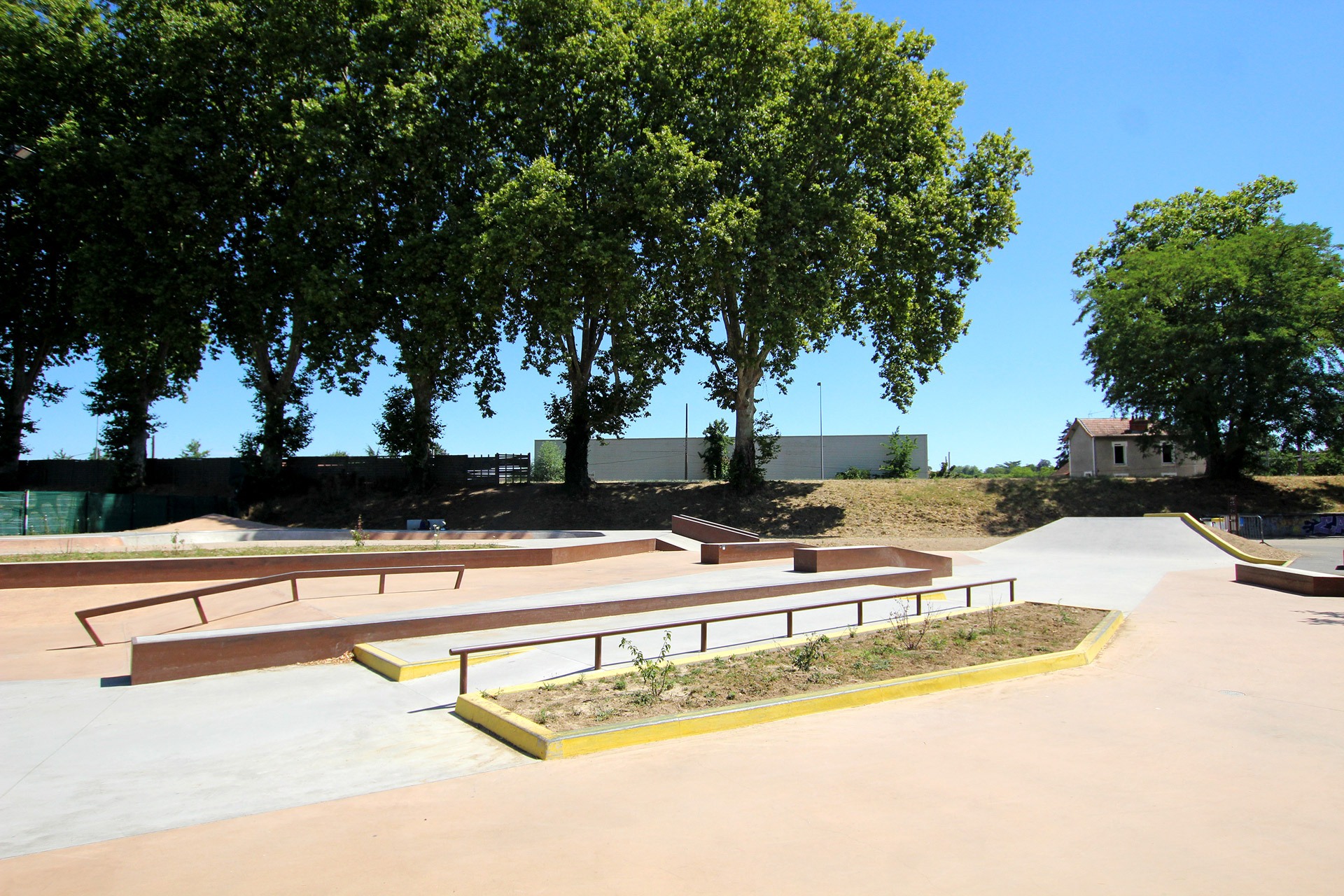 Moulins Skatepark Moulins Skate Spot 4/5
