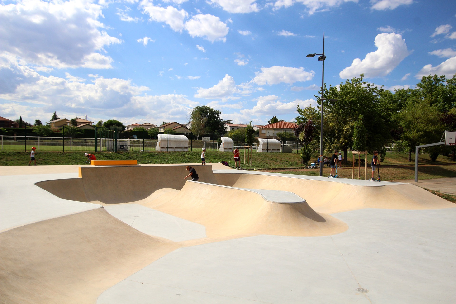 Stade Municipal Skatepark Solaize Skate Spot 4/5